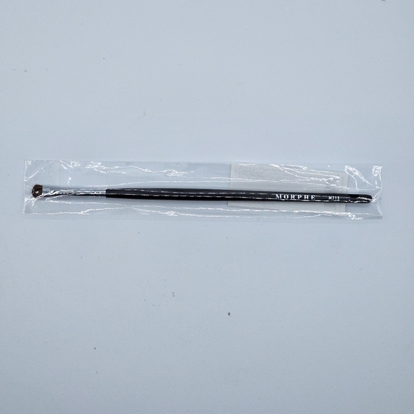 Morphe M213 Smudger Eyeliner Brush - Picture 2 of 5